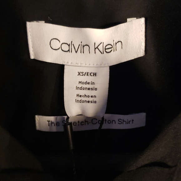 Calvin Klein Casual Button Down Short Sleeve NWT - Picture 3 of 5